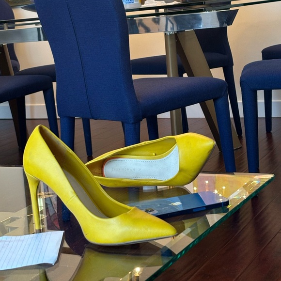 Zara yellow pump heels - Picture 2 of 7